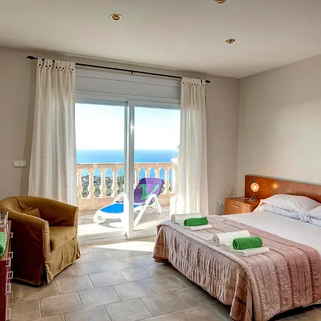 Vila Dami By Vintage Travel Lloret de Mar